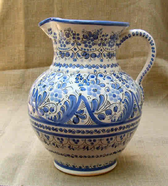 Jarra toledana azul